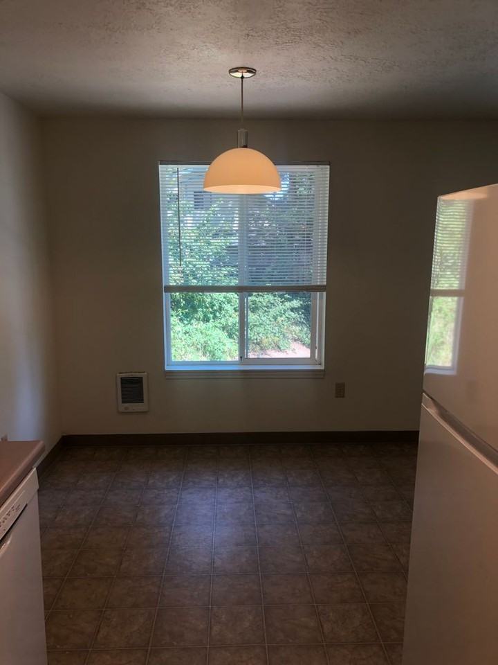 835 Piedmont Ave Nw #8 - Photo 5 of 18