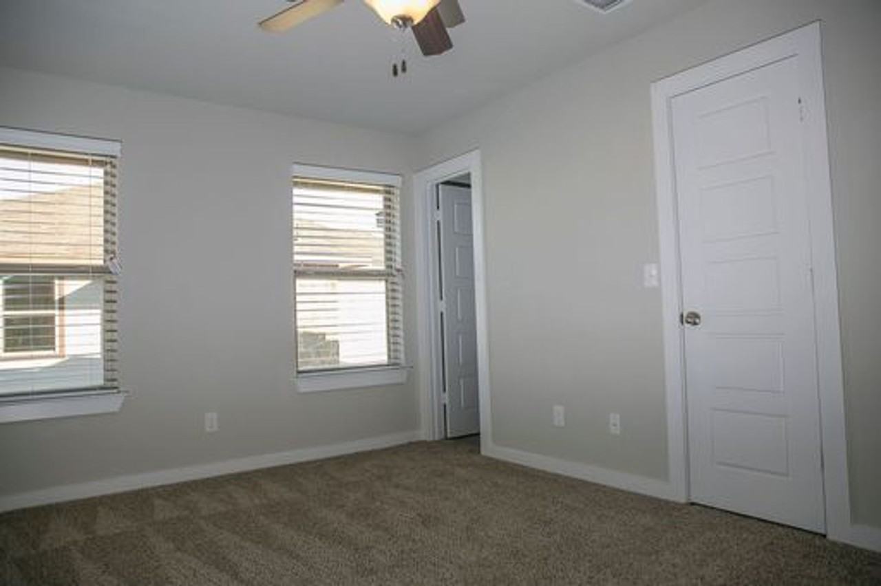 117 Calm Water Loop - Photo 5 of 7