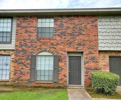 featured image of 2700 N 16th St