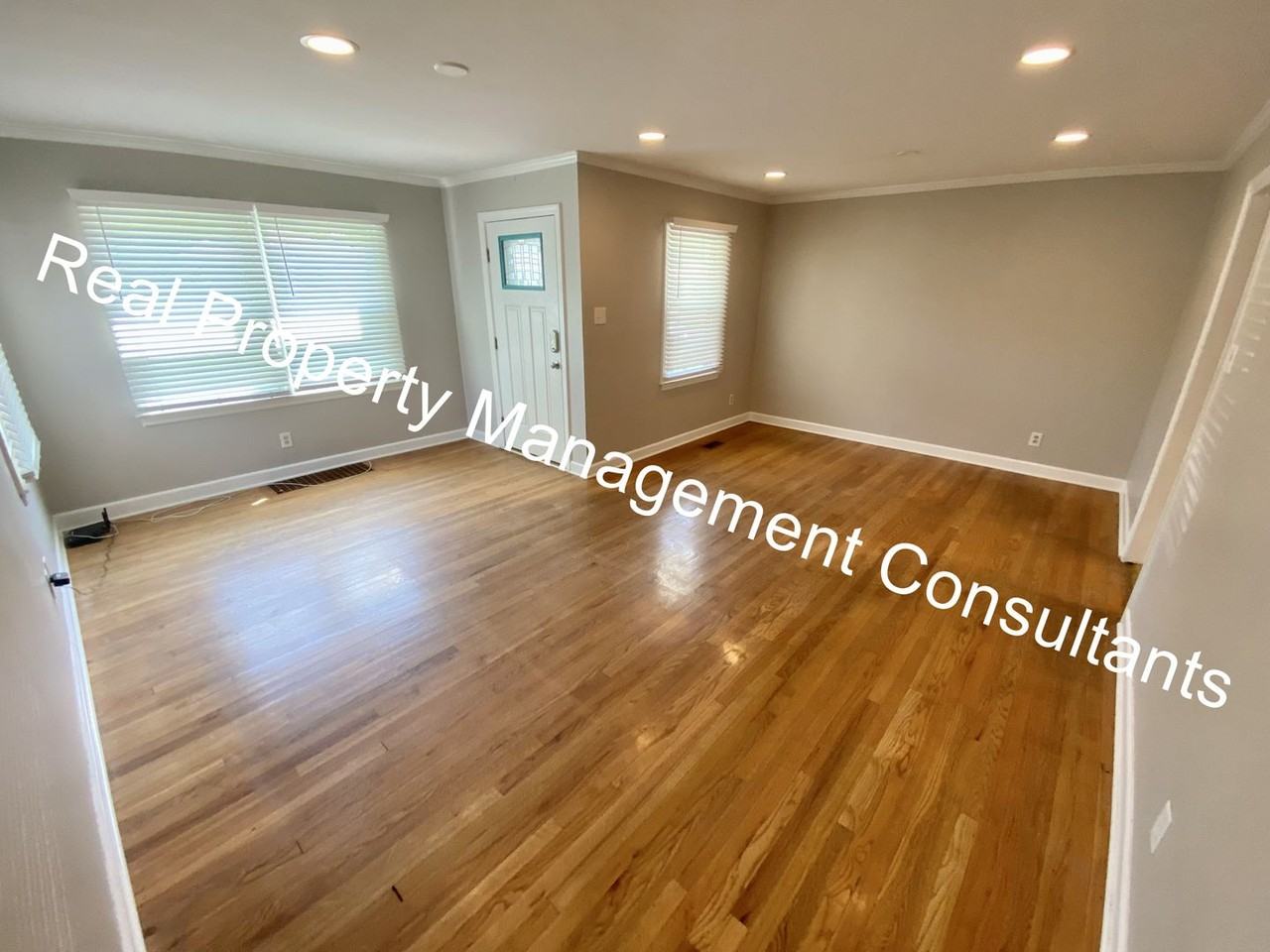 5006 W 51st St - Photo 3 of 30