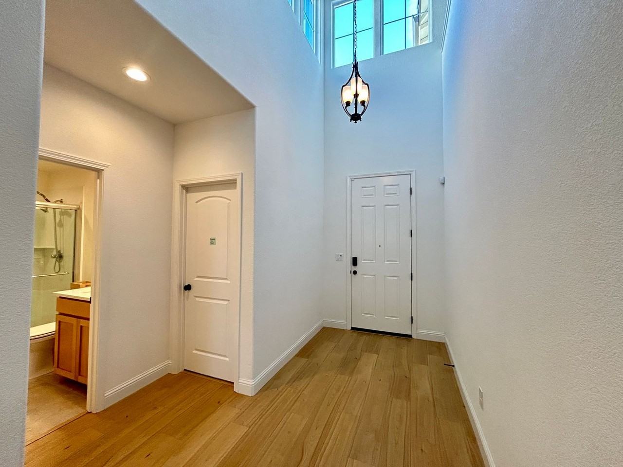 4000 Salt Point Way - Photo 2 of 14