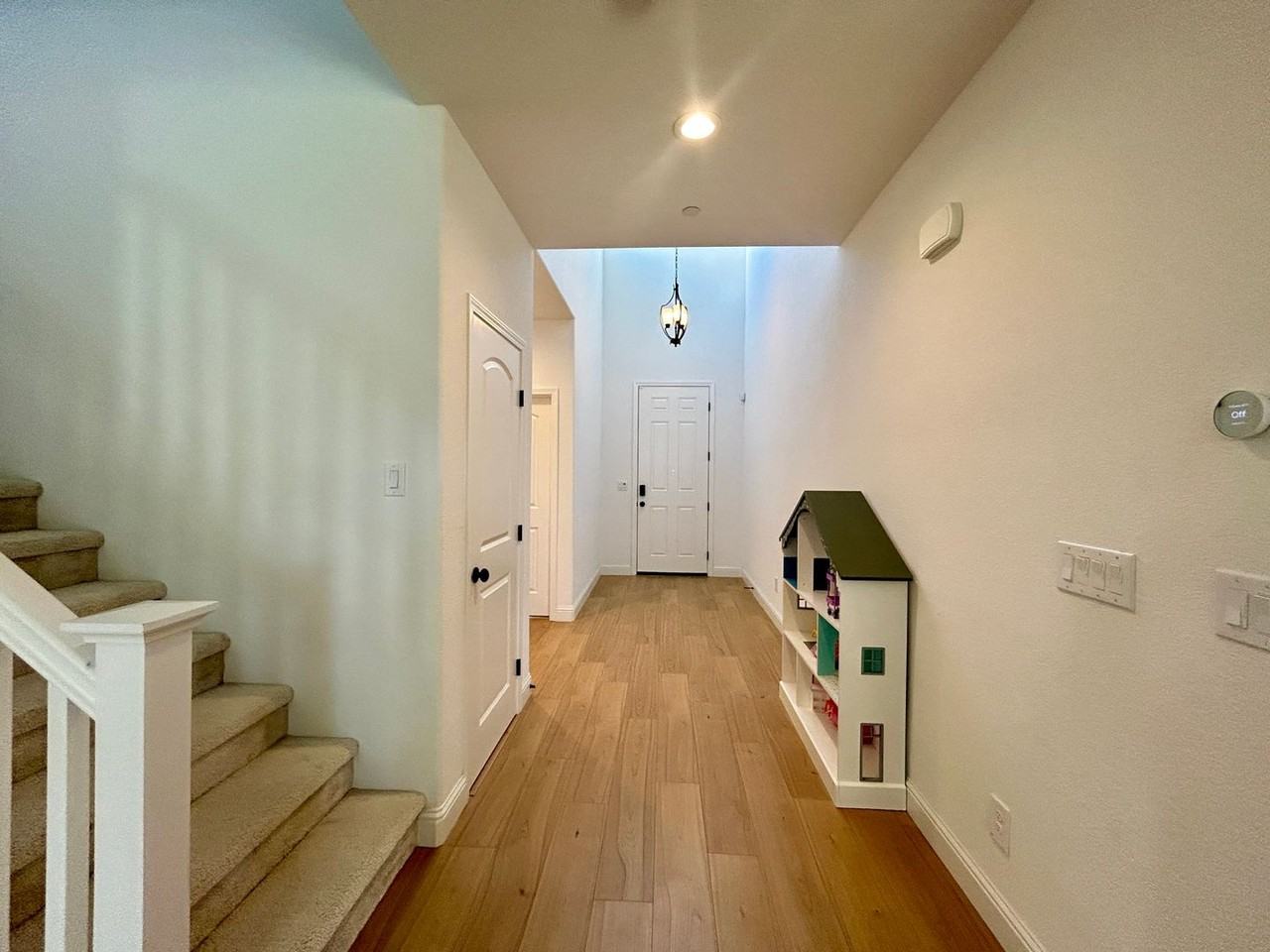 4000 Salt Point Way - Photo 7 of 14