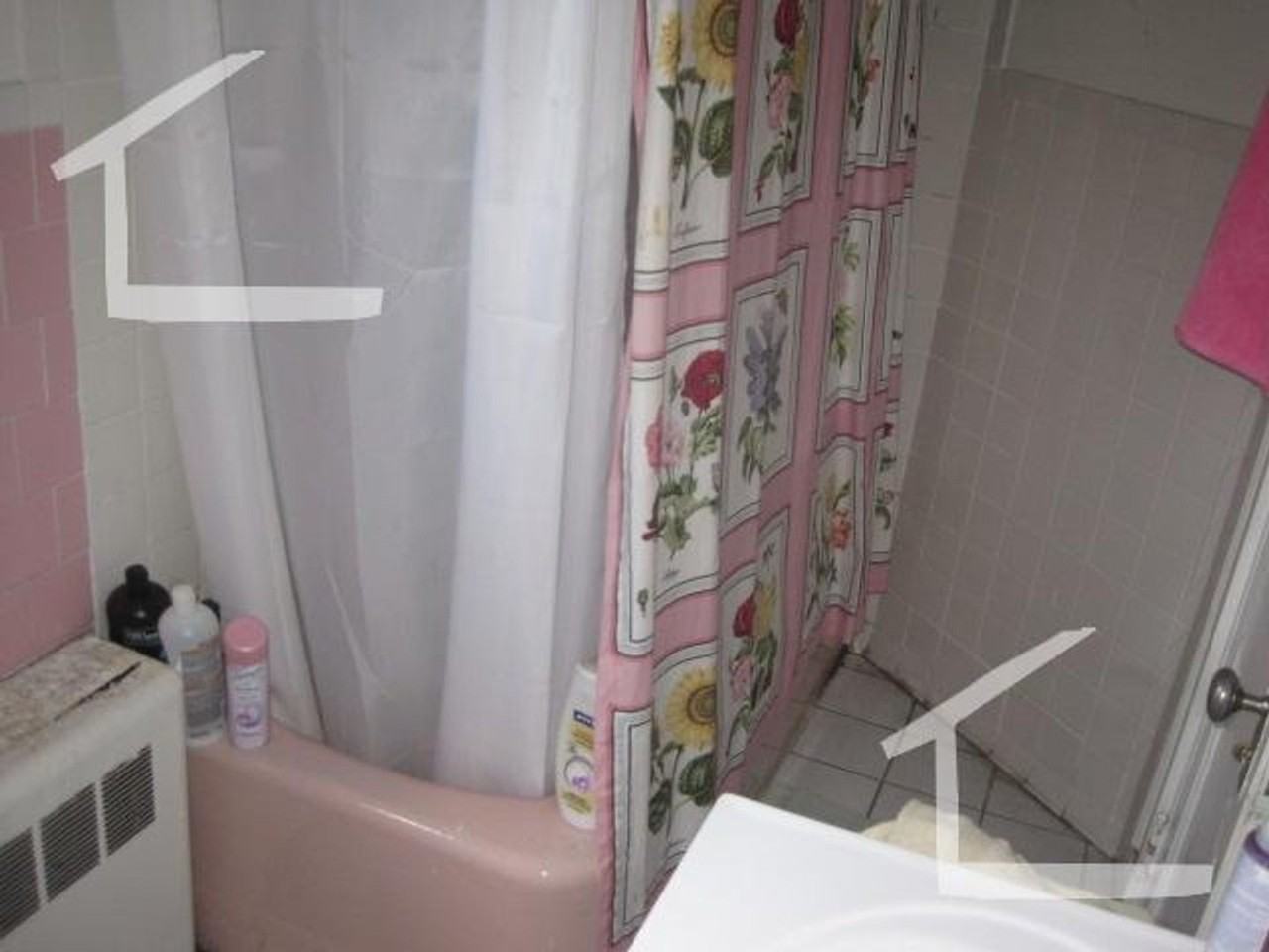 1422 Commonwealth Ave - Photo 6 of 14