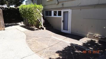 featured image of 3124 Brokaw St