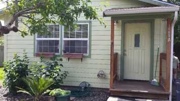 featured image of 1485 Chester Ave