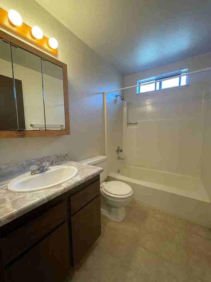 3050 L K Wood Blvd - Photo 4 of 7
