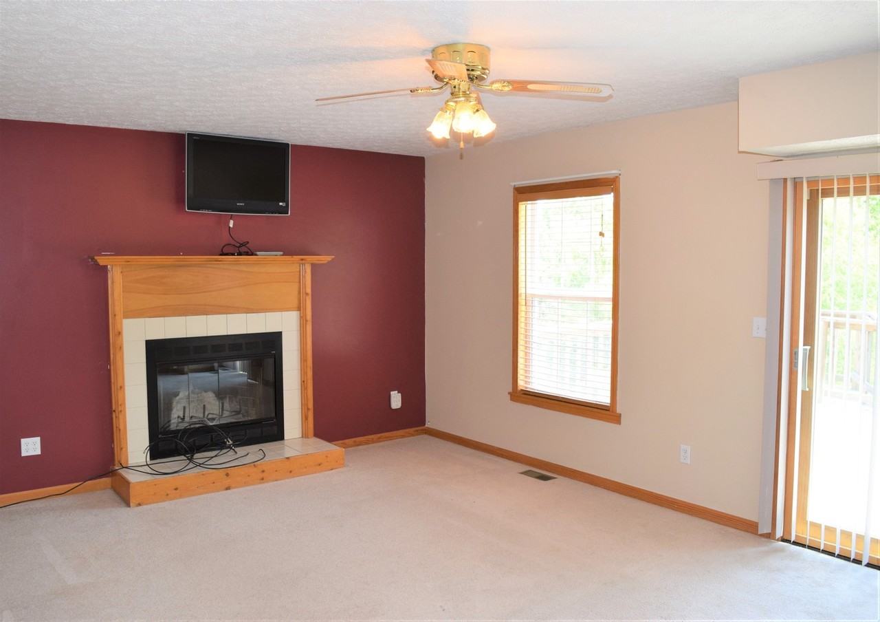 110 Dogwood Cir - Photo 3 of 50