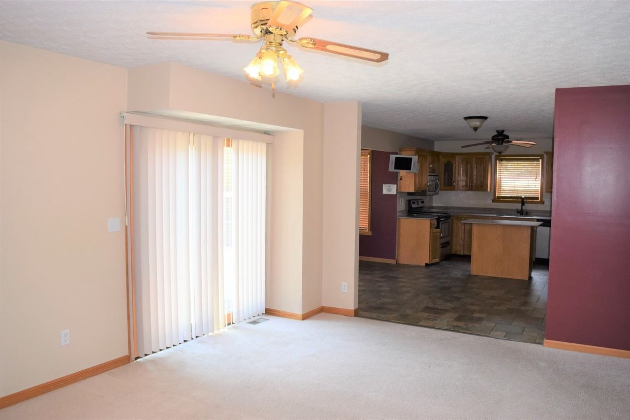 110 Dogwood Cir - Photo 4 of 50
