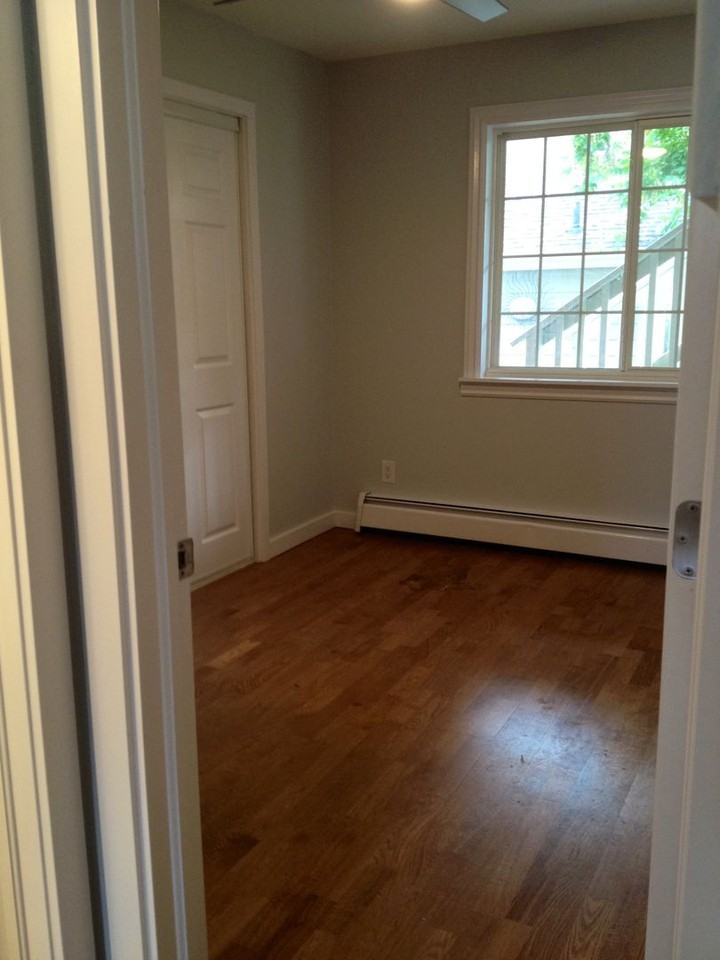 2401 Walnut St - Photo 3 of 16