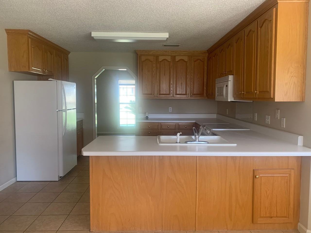 117 Britt Dr - Photo 2 of 16