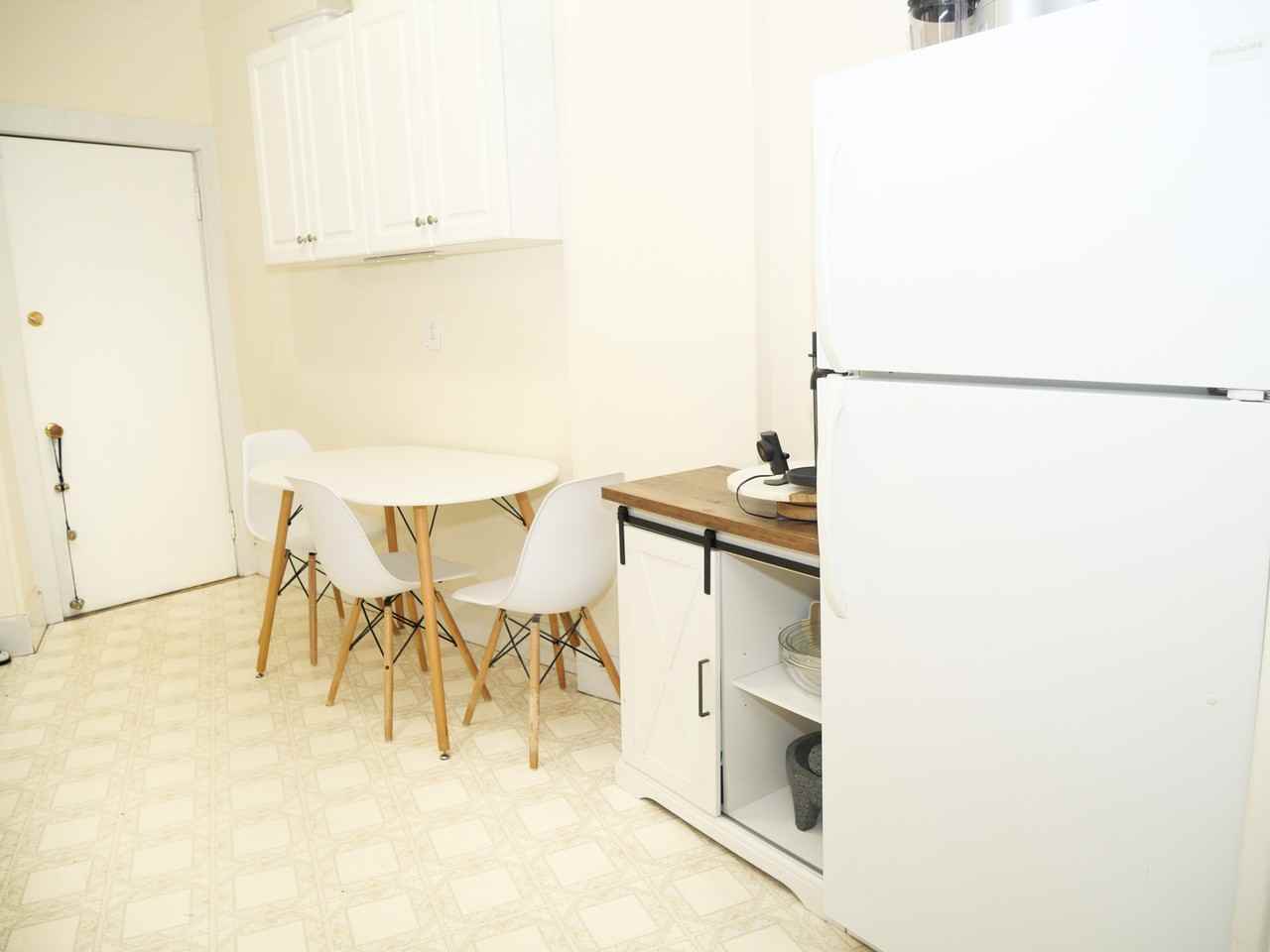 1390 - 4Beacon St #4 - Photo 5 of 8