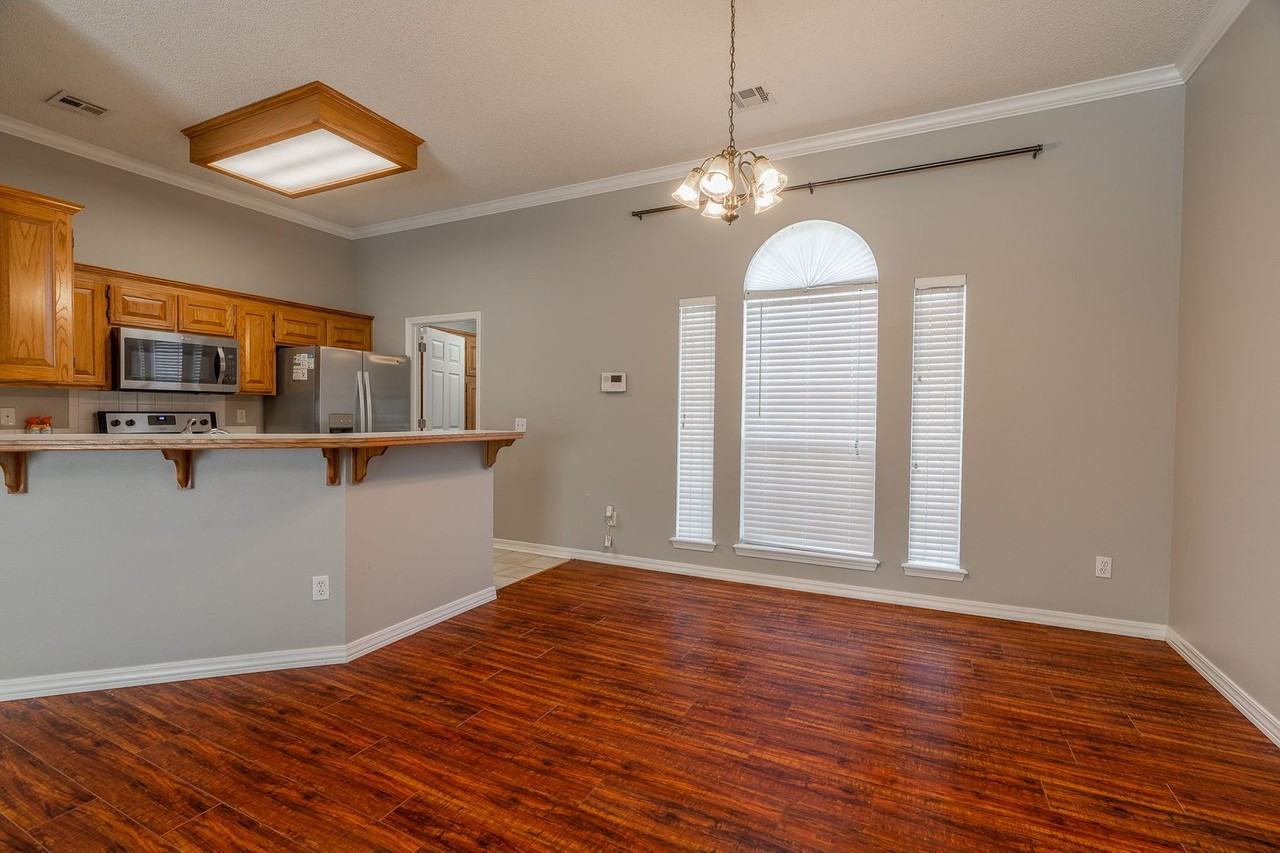 4387 W Bell Flower Dr - Photo 6 of 20