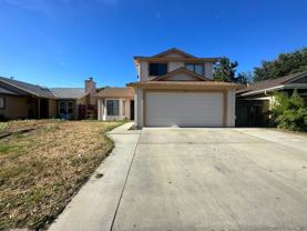 560 Clover Dr - Photo 1 of 1