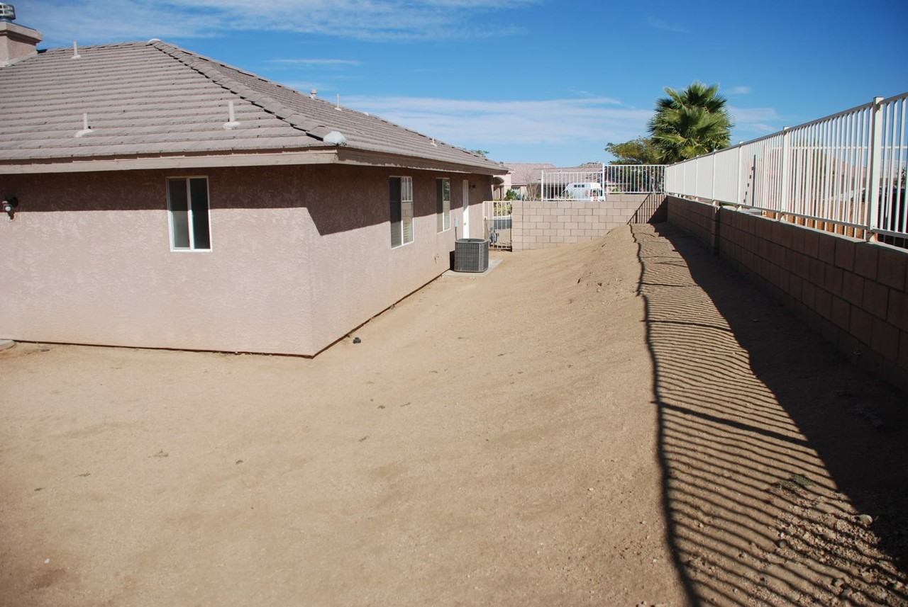 57227 Aranza Ct - Photo 4 of 36