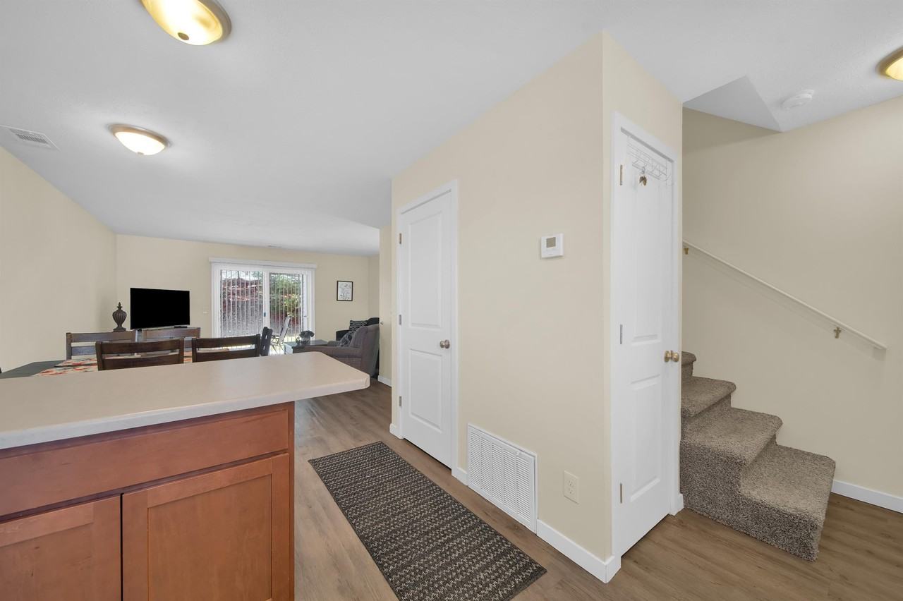 3844 Vale Dr #3844 - Photo 6 of 50