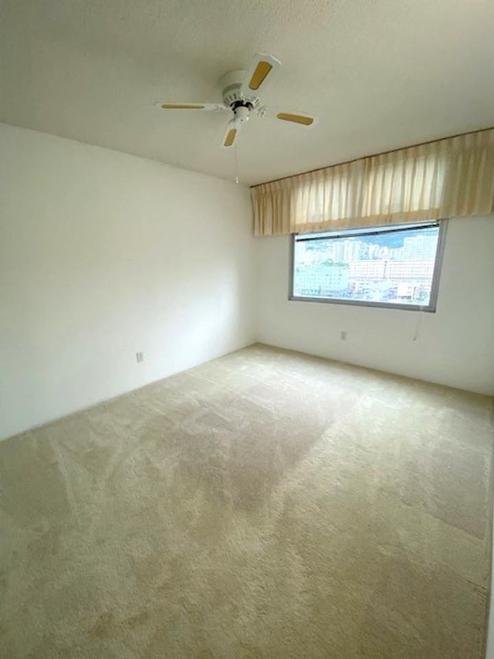 1448 Young St #1106 - Photo 4 of 20