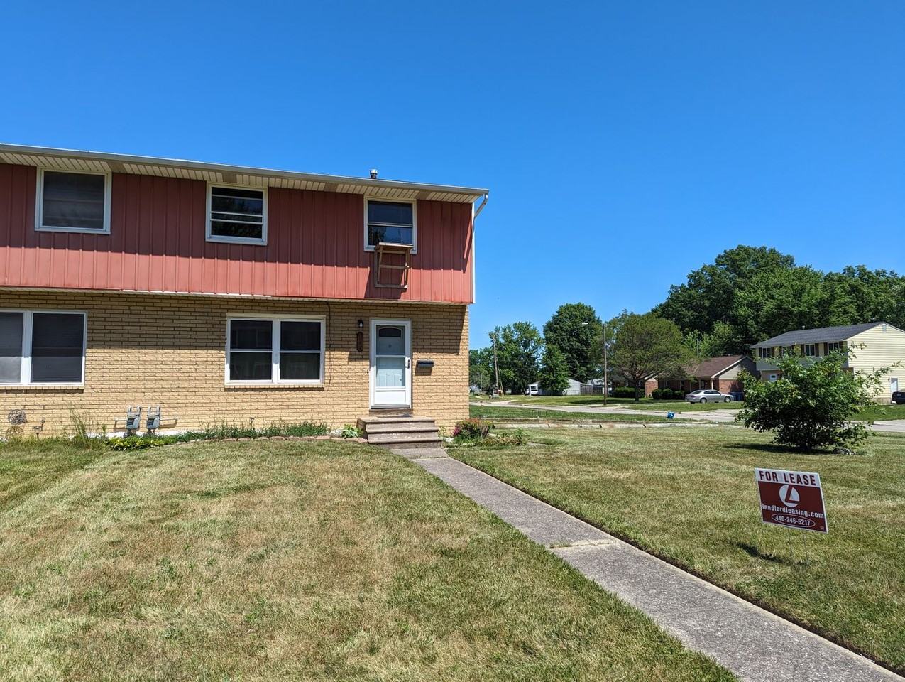 4700 Chelsea Dr, Lorain, OH 44055 4 Bedroom Apartment for Rent