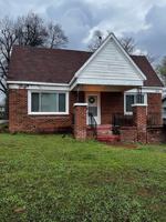 featured image of 1613 E Park Pl