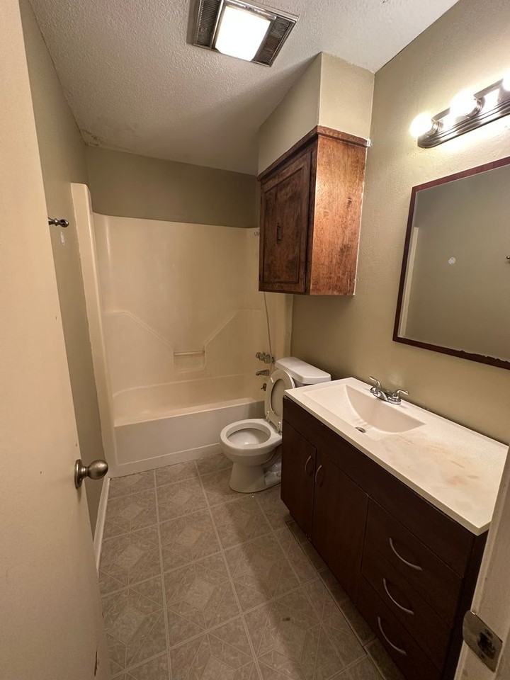 9781 Monticello Dr - Photo 6 of 11