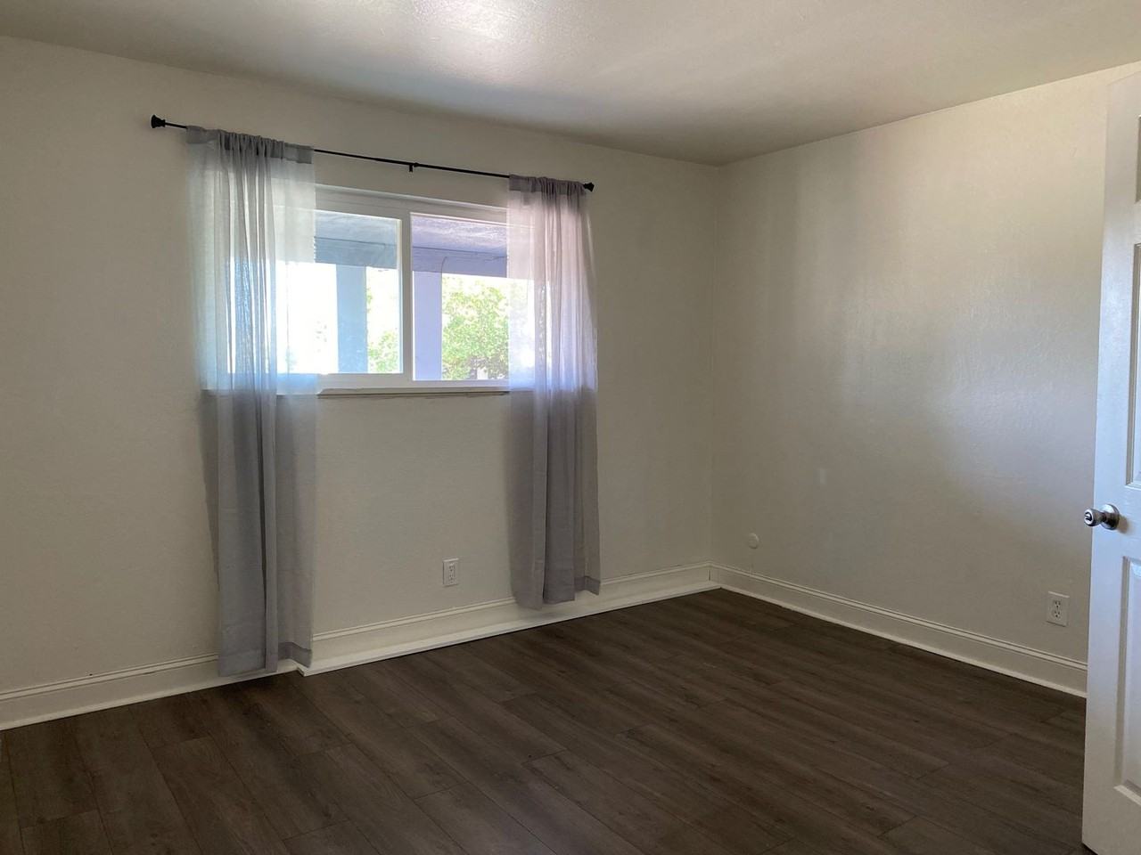 25873 Huntwood Ave - Photo 5 of 9