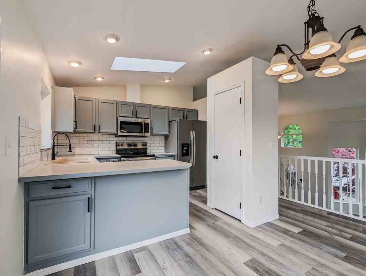 8618 217th Pl Ne - Photo 2 of 16