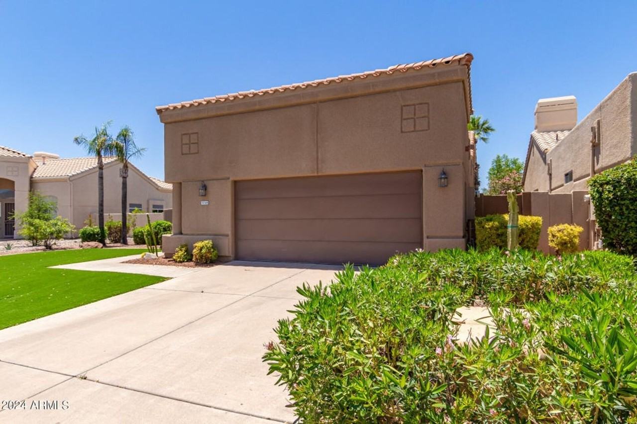 9048 N 115th Pl - Photo 3 of 46