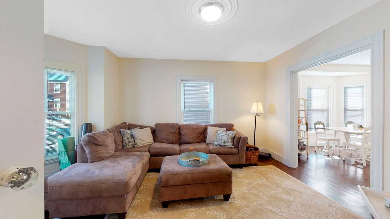 62 Saunders Street - Photo 2 of 21