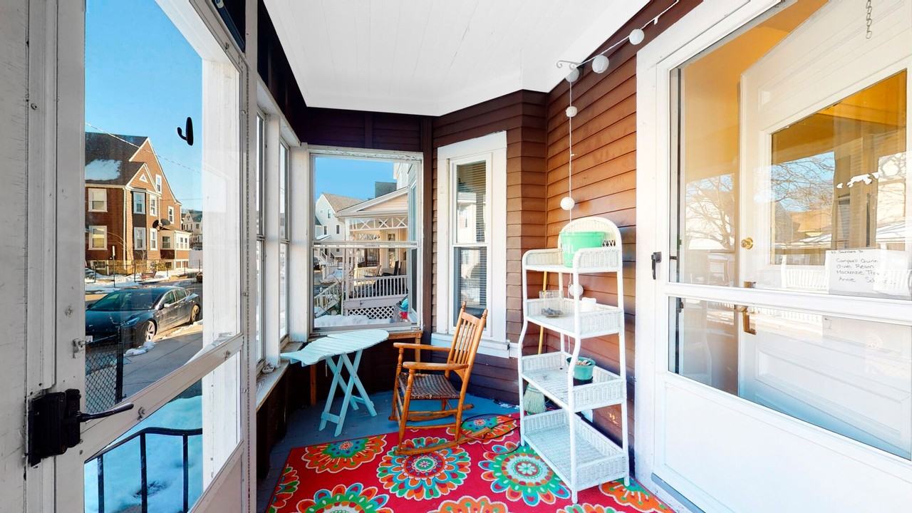 62 Saunders Street - Photo 5 of 21