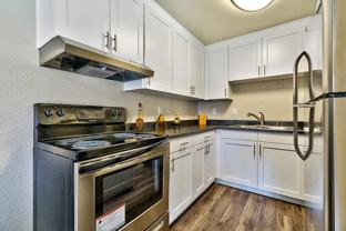 2442 Iowa Ave - Photo 1 of 1