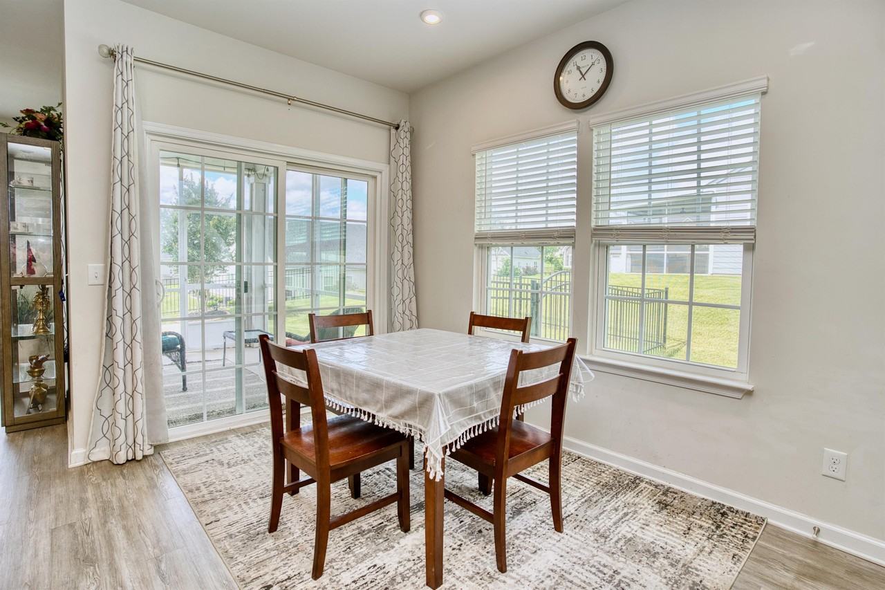 11 Pequot Dr #1 - Photo 4 of 17