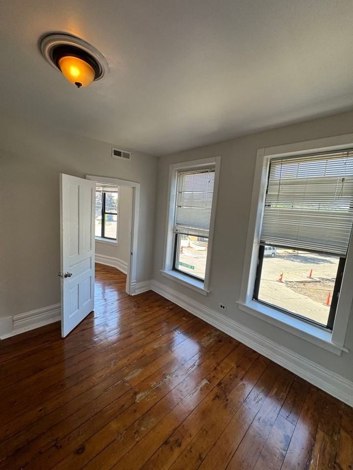 2065 Coulter St & 2409 - Photo 7 of 24