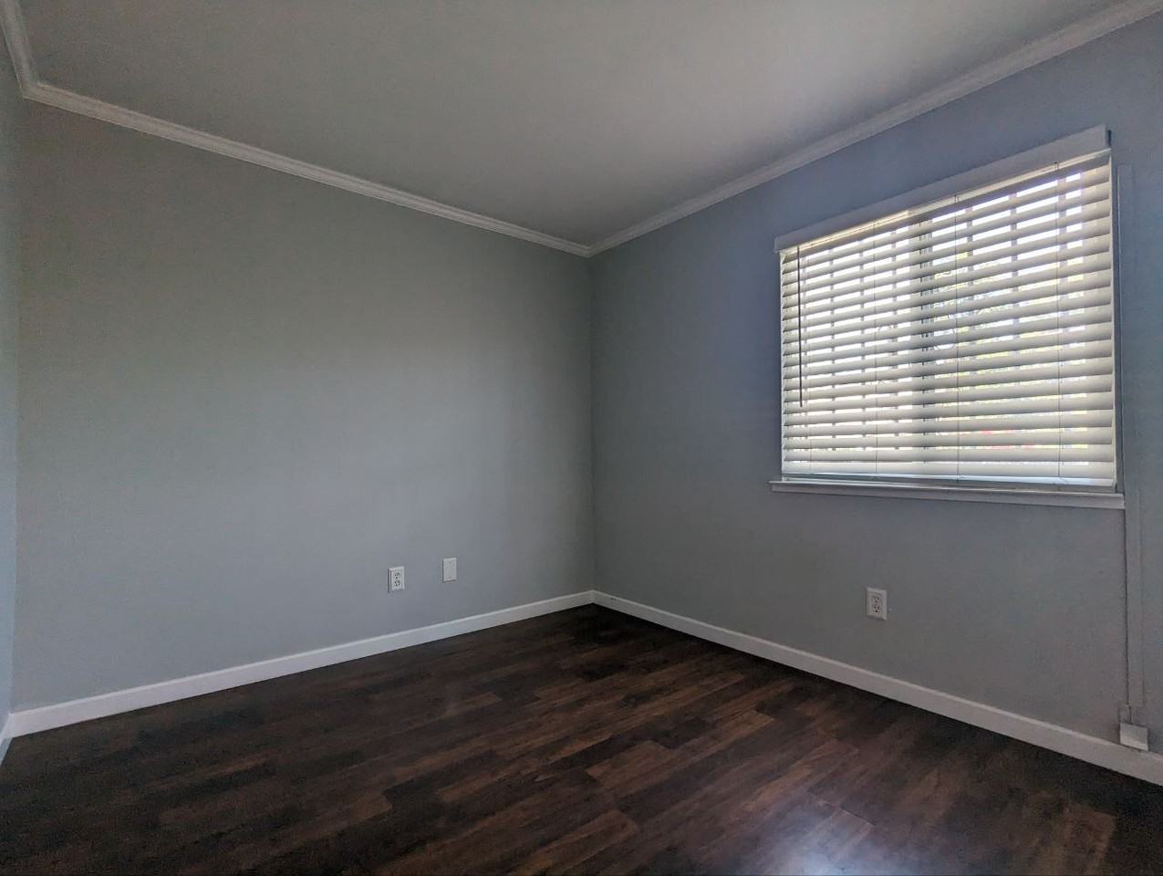 1828 Vicksburg Ave #2 - Photo 3 of 16