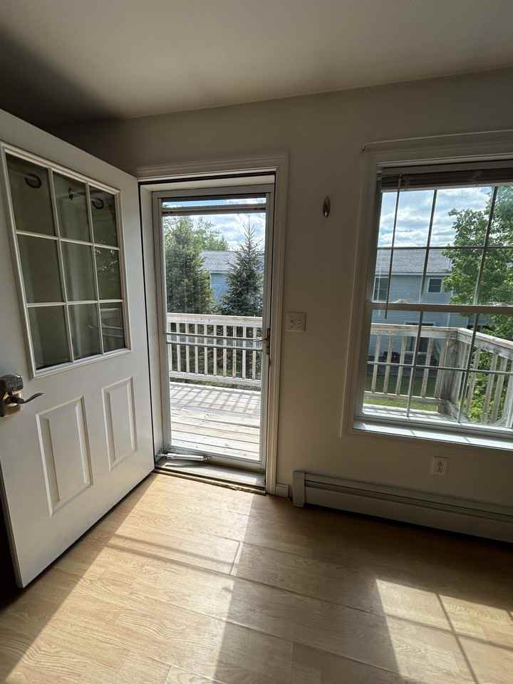 86 Fieldstone Dr #D - Photo 3 of 9