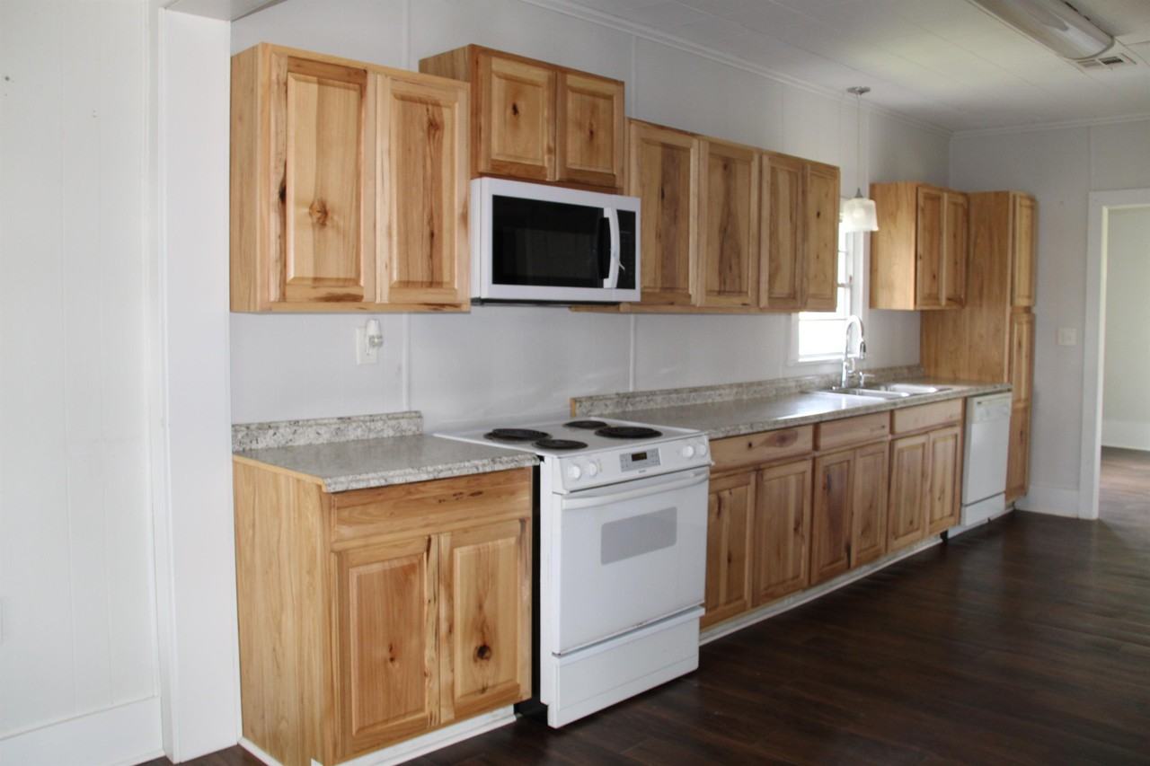 410 S Granger St - Photo 6 of 21