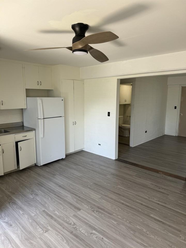 910 Pumehana St #J - Photo 2 of 7