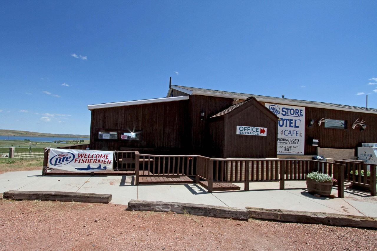 9 Lake Desmet Rd #2 - Photo 2 of 47