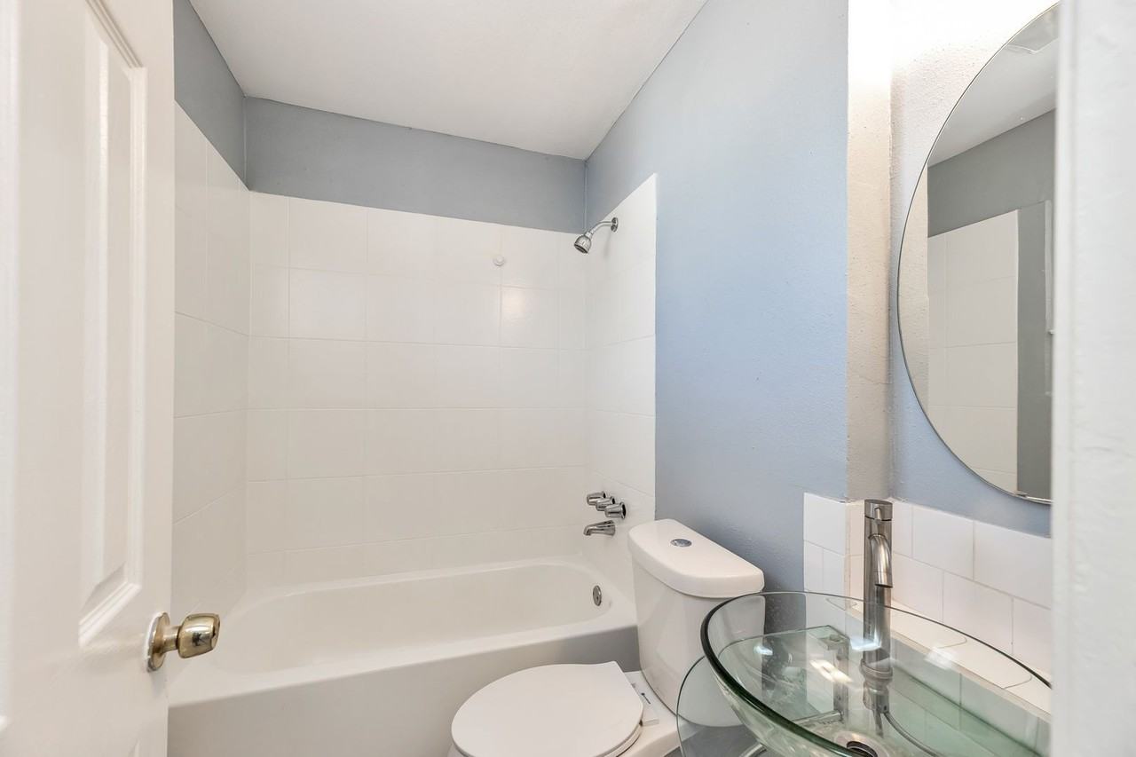 3040 Golfcrest Blvd #8 - Photo 6 of 11