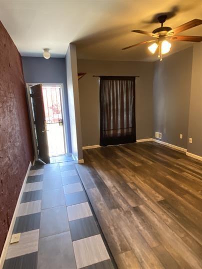 2522 E Federal St - Photo 2 of 23