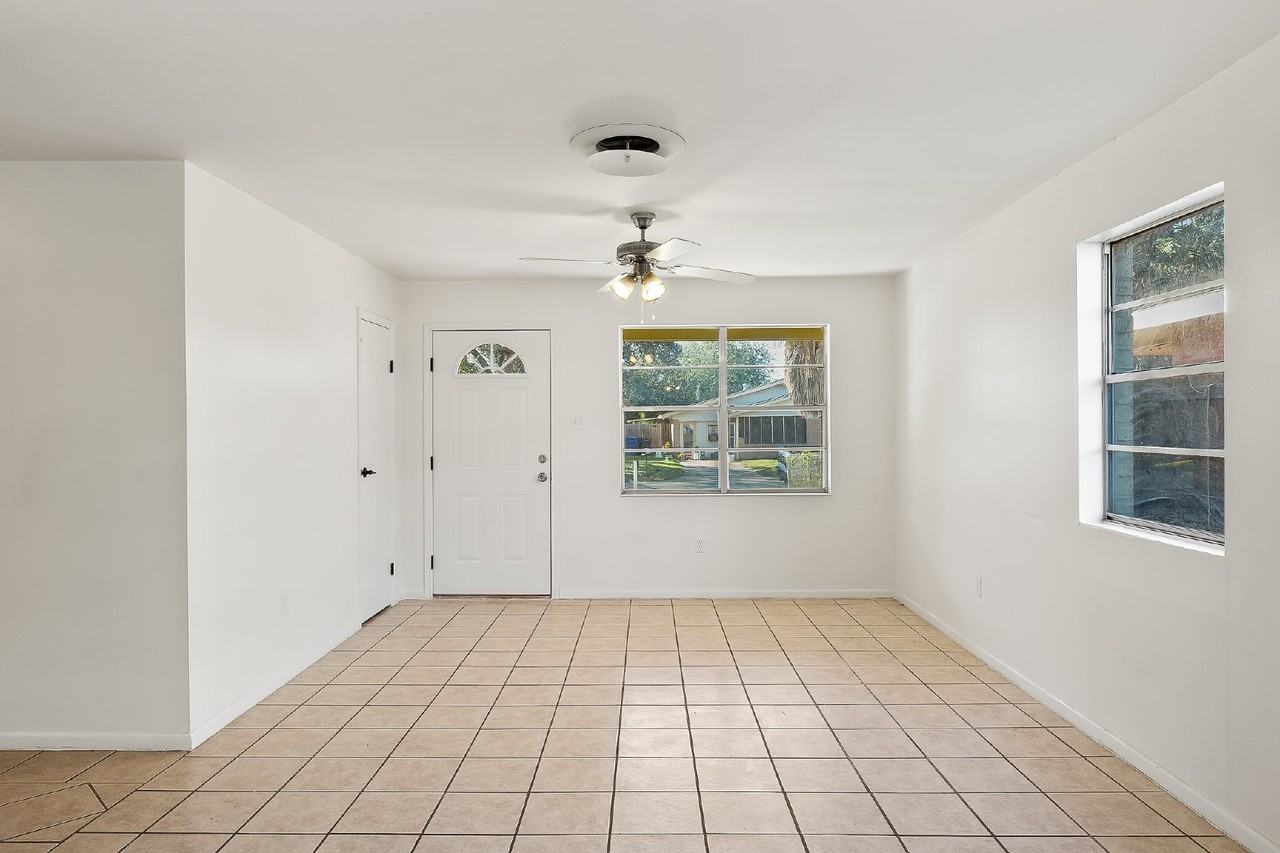 202 N 41st St - Photo 4 of 18