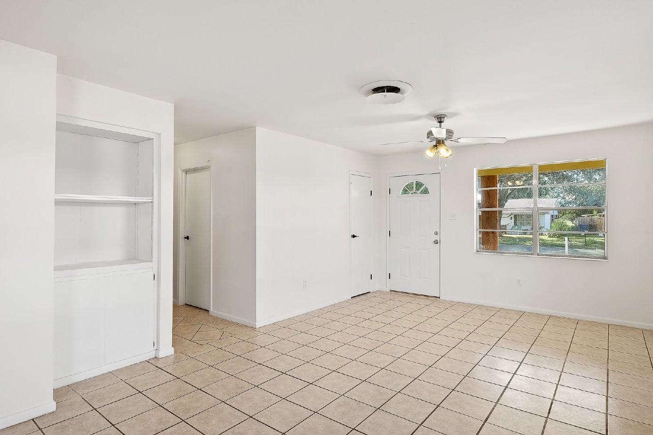202 N 41st St - Photo 5 of 18