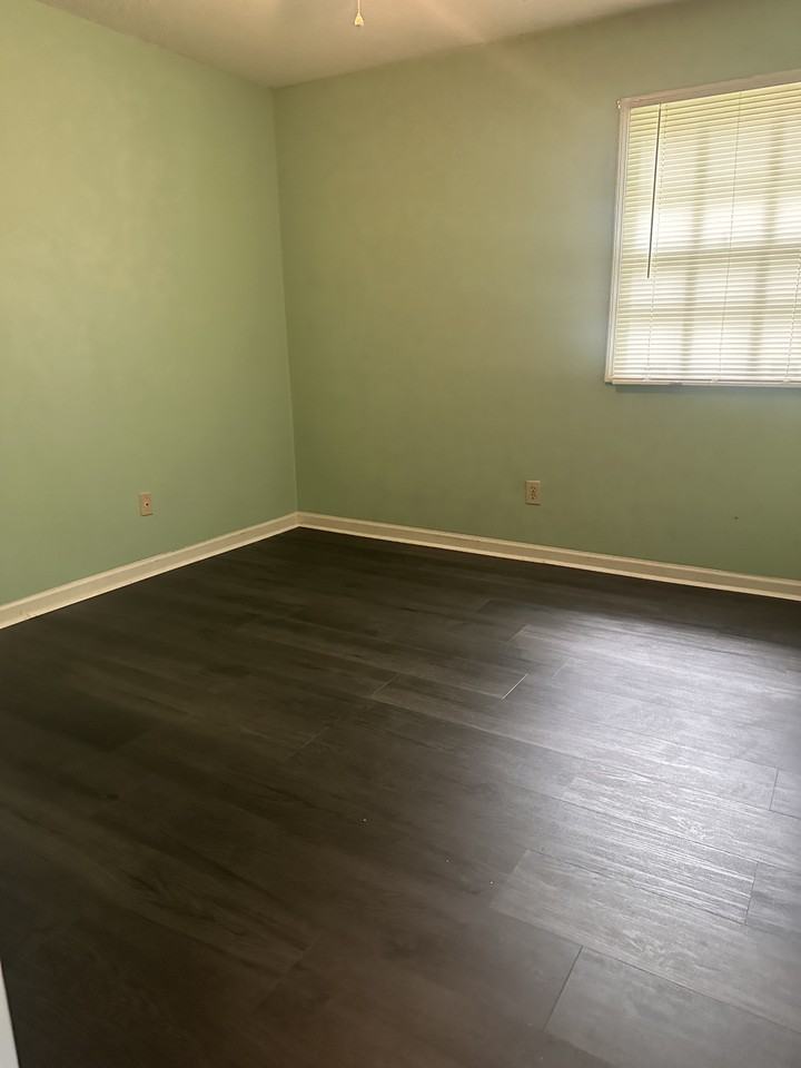 4820 Tower Rd #D - Photo 2 of 10