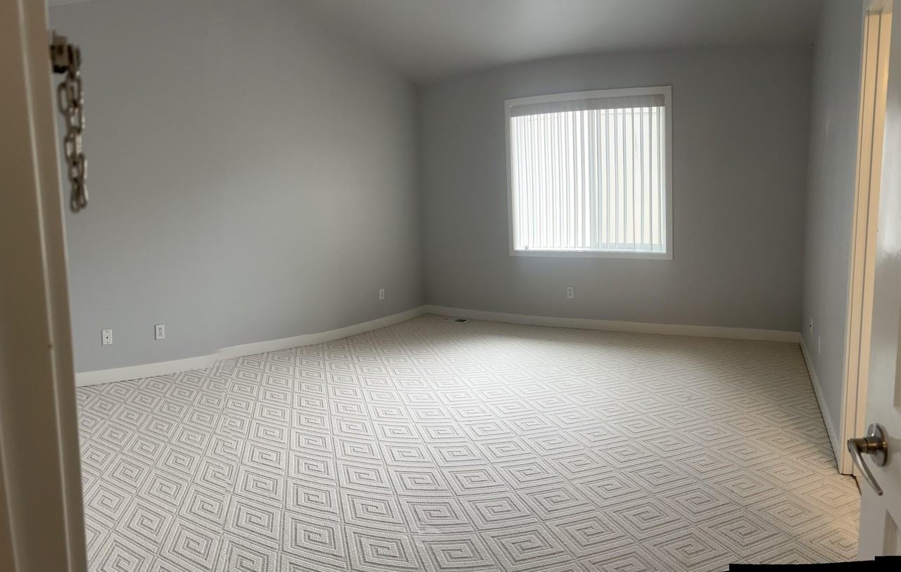 1058 Sw 130th St #NA - Photo 5 of 9