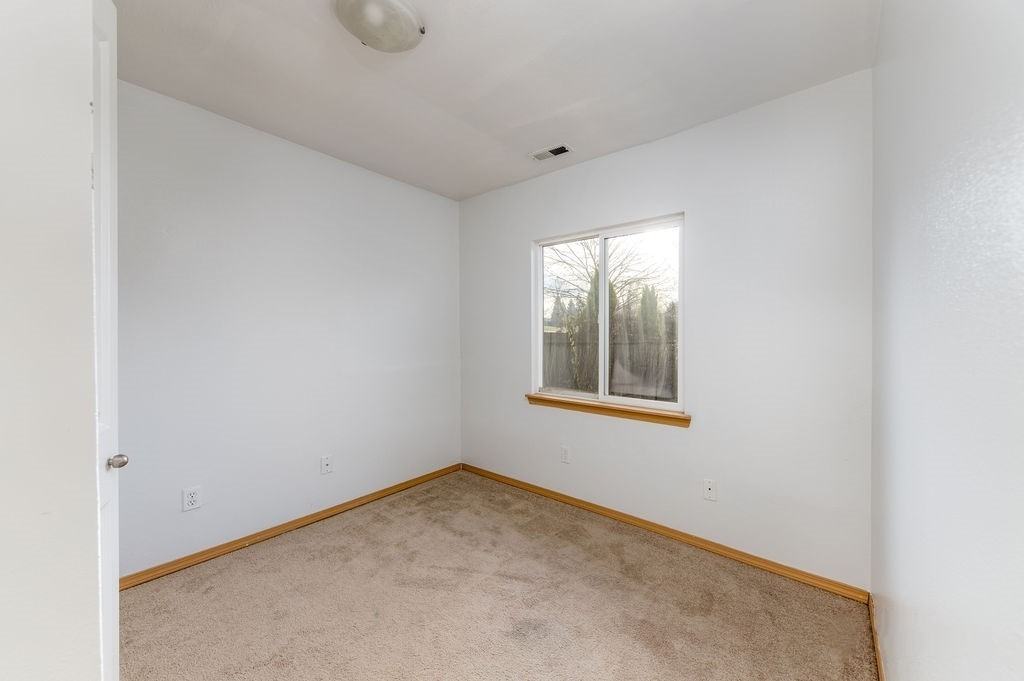 524 S Director St #NA - Photo 3 of 17