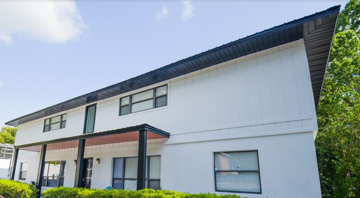 913 Sumter St #102 - Photo 2 of 16