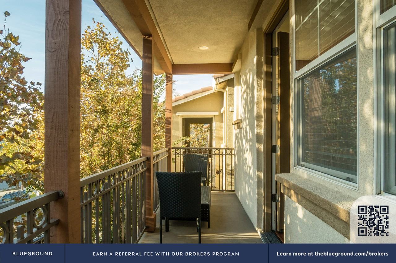 262 Azevedo Cir #1603 - Photo 4 of 14