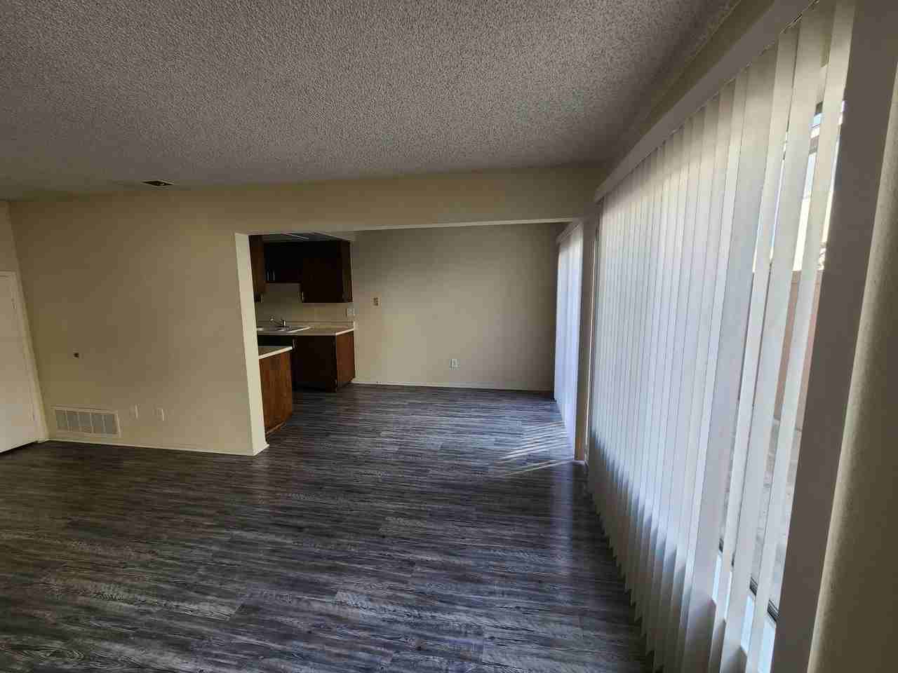 16709 Judy Way - Photo 3 of 17