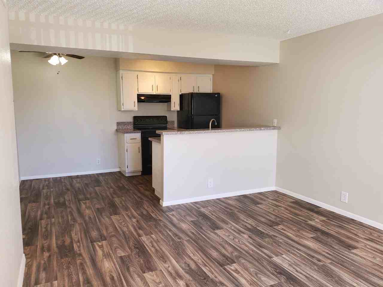 Catalina Apartments - Photo 4 of 15