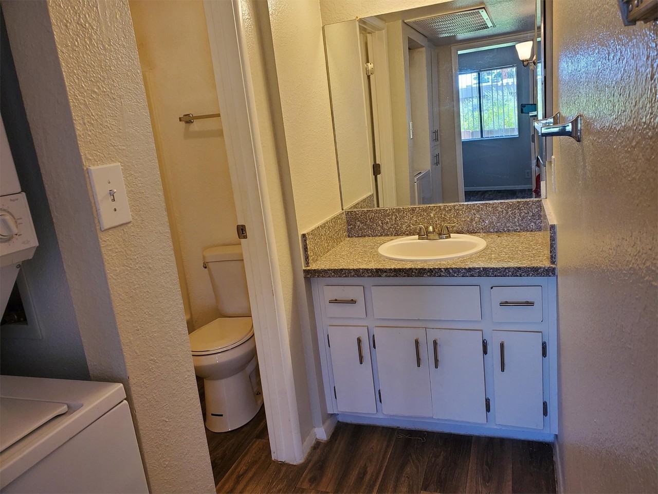 Catalina Apartments - Photo 5 of 15