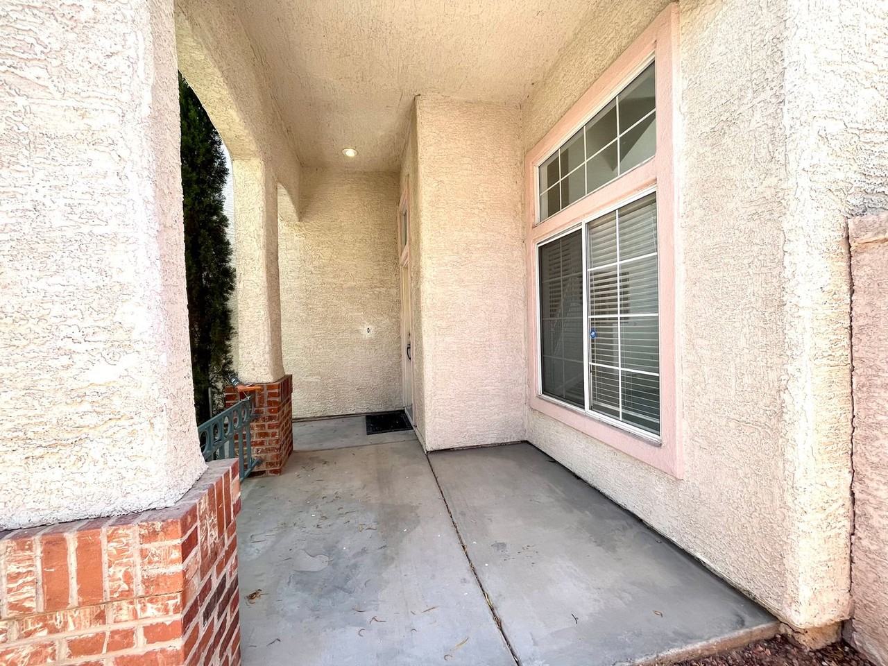 2407 Tottingham Rd - Photo 5 of 28