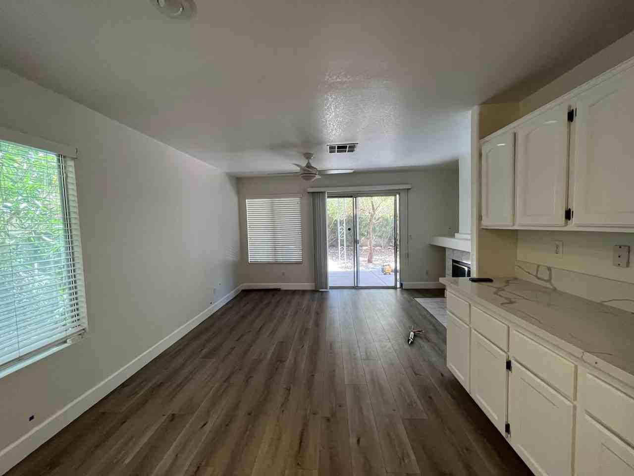 2407 Tottingham Rd - Photo 7 of 28